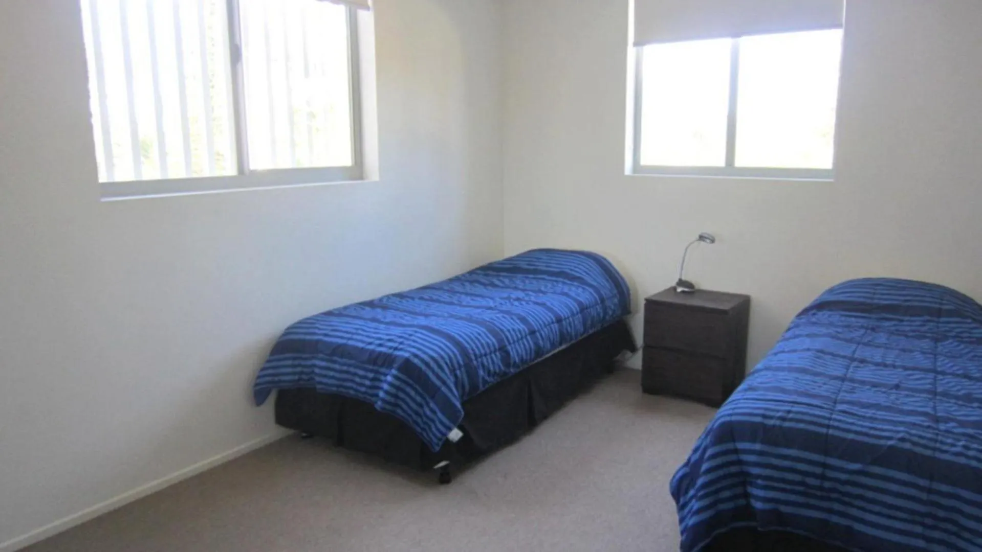 Surfside One Unit 1 Apartment Kawana Waters